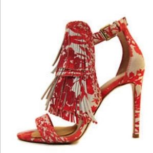 Gorgeous Banaba Republic Fringe Heels